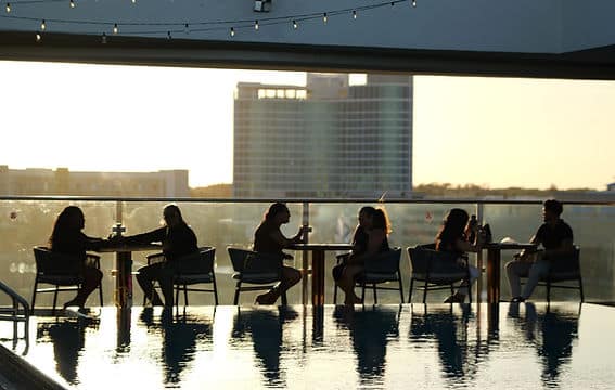 orlando-skyline-views-kala-rooftop_JPG.jpg